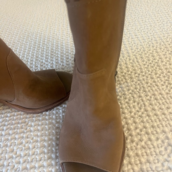 Vince Camino booties open toe size 8 - Picture 7 of 8